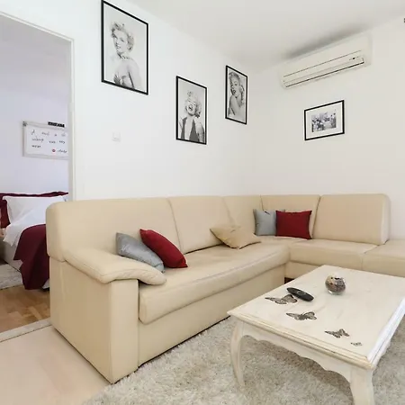 Luxury Rita, Center Appartamento