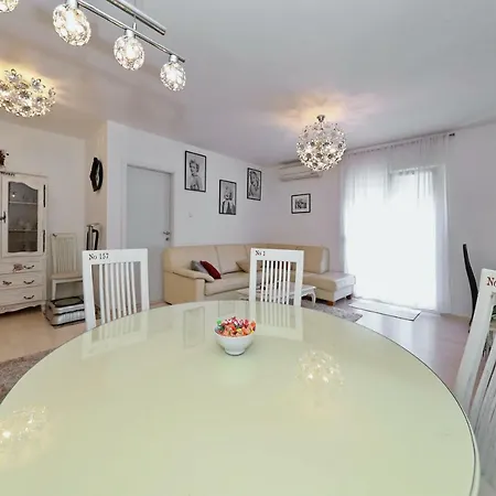 Appartamento Luxury Rita, Center Zara